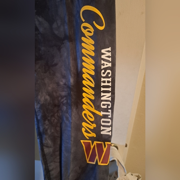 NWT NFL Washington Commanders Team Apparel Tie Dye Sleepwear Leggings - Picture 3 of 6
